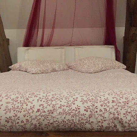 Bed & Breakfast Le Manoir De Douchapt *