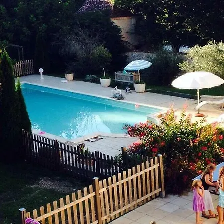 Bed & Breakfast Le Manoir De Douchapt